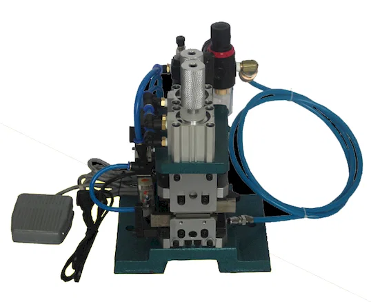 Máquina Pneumática de Descascar e Torcer Fios WPM-3F+T - Torção e Descascamento de Fios